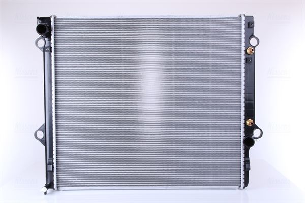 Nissens 646804 Радіатор охолодження двигуна