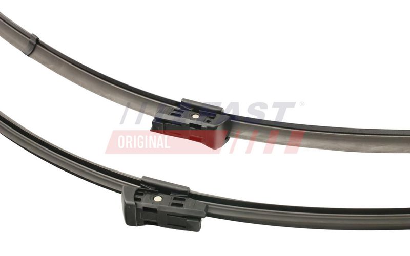FT93256 FAST - ЩІТКА СКЛООЧИСНИКА VW CRAFTER II 16> 700MM + 650MM