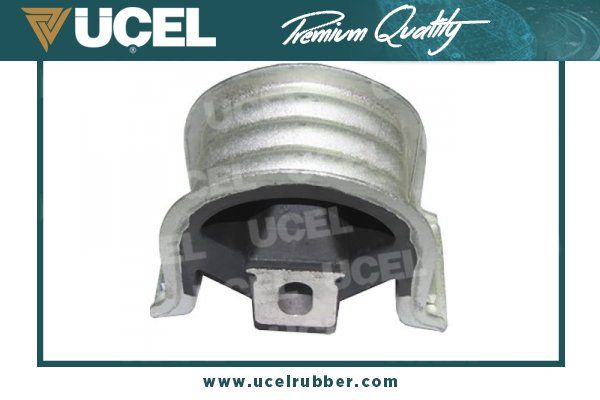 UCEL 61128 Подушка двигуна (передня) VW T5 2.5TDI 03-